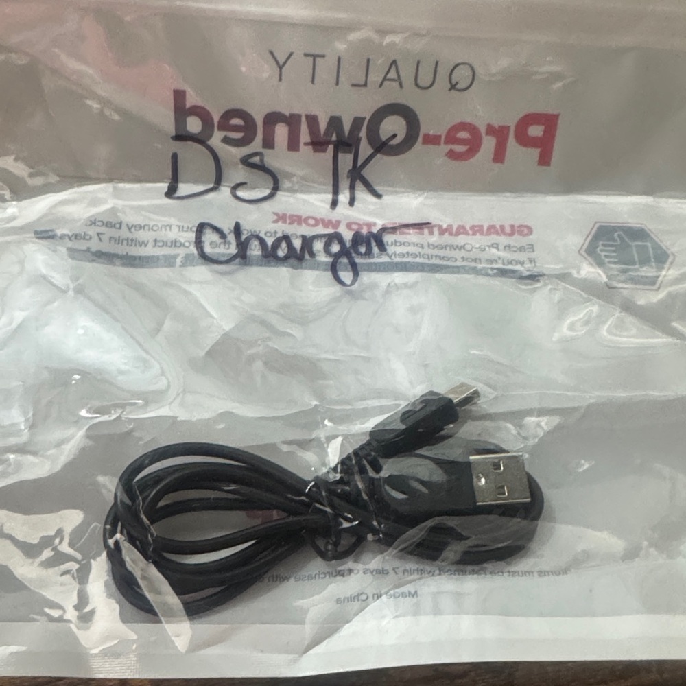 Black USB to Micro-USB Charging Cable